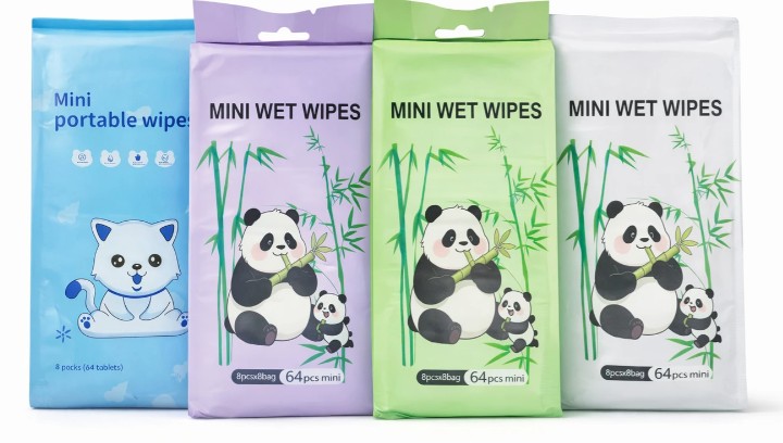Toylura Mini Wet Wipes - Travel-Friendly Disposable Wet Tissues